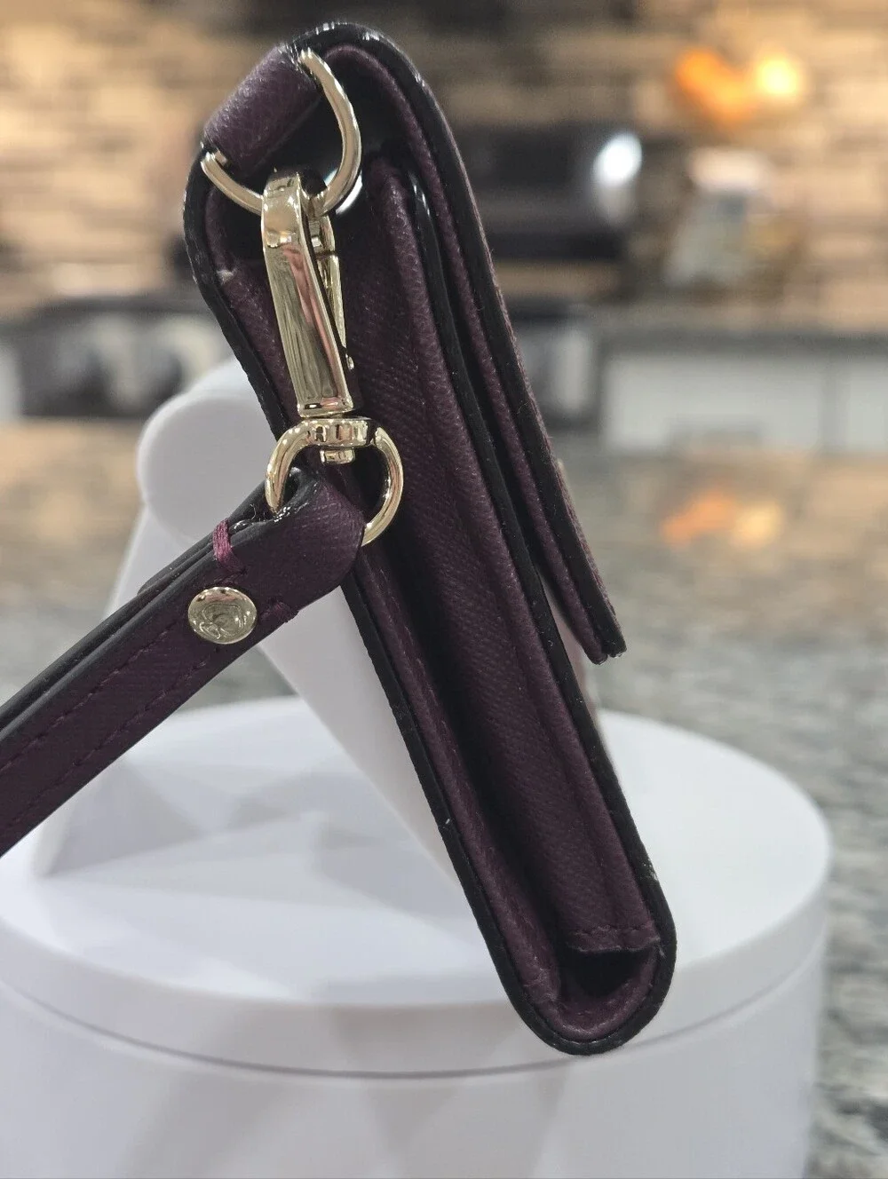 Kate Spade New York Laurel Way Saffiano Leather iPhone Wristlet
